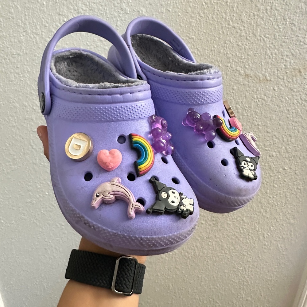 CROCS Kids Lavender Slippers with Charms